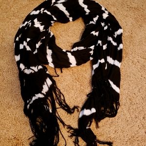 2/$20 Black and white scarf/wrap